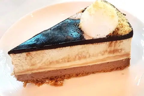Alina Patisserie photo 2